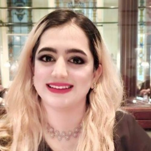 Dr Homa Molavi 